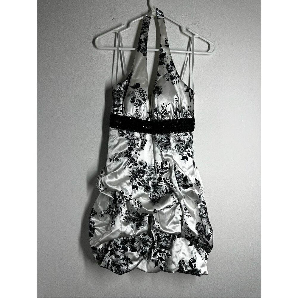 City Triangles Bohemian Satin Open Back Beads Trim Cocktail Dress Size 9 Juniors